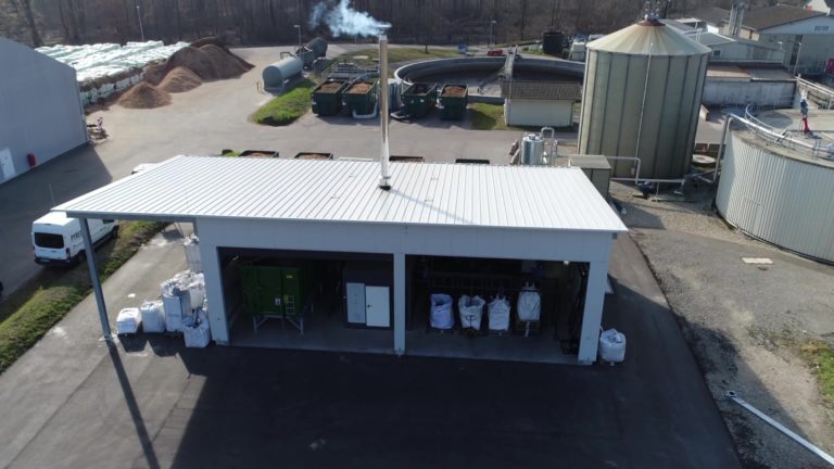 Bird-view of the large-scale pyrolysis plant at the premises of Stadtwerke Baden-Baden.